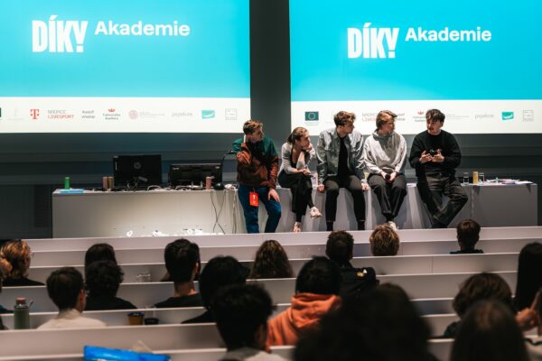 leden-25-01-11-13-25-17-Lea-Decroix-Akademie-Diky-ze-muzem-FHS